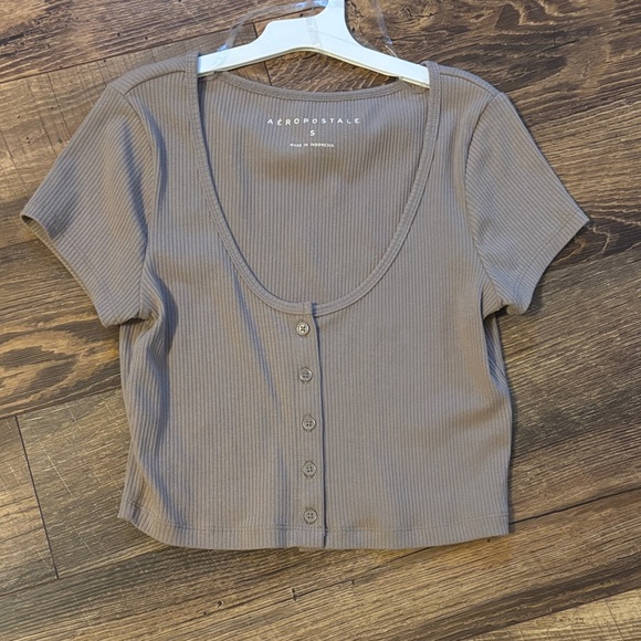 Aeropostale Taupe Ribbed Crop Top - Picture 1 of 4
